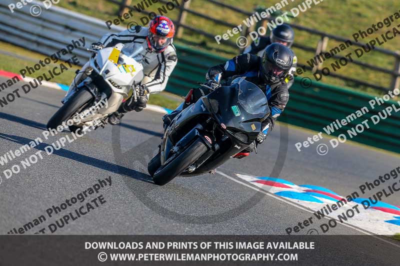 PJM Wedding Photography;enduro digital images;event digital images;eventdigitalimages;mallory park;mallory park photographs;mallory park trackday;mallory park trackday photographs;no limits trackdays;peter wileman photography;racing digital images;trackday digital images;trackday photos